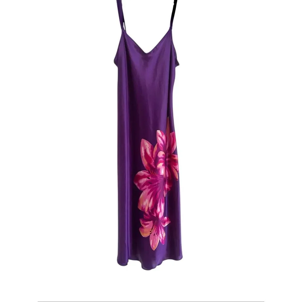 Morgan Taylor Two piece Sleepwear and Robe Sz M